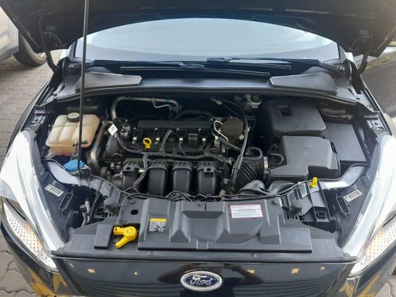 FORD FOCUS 2.0 SE 16V FLEX 4P POWERSHIFT FORD FOCUS 2.0 SE 16V FLEX 4P POWERSHIFT